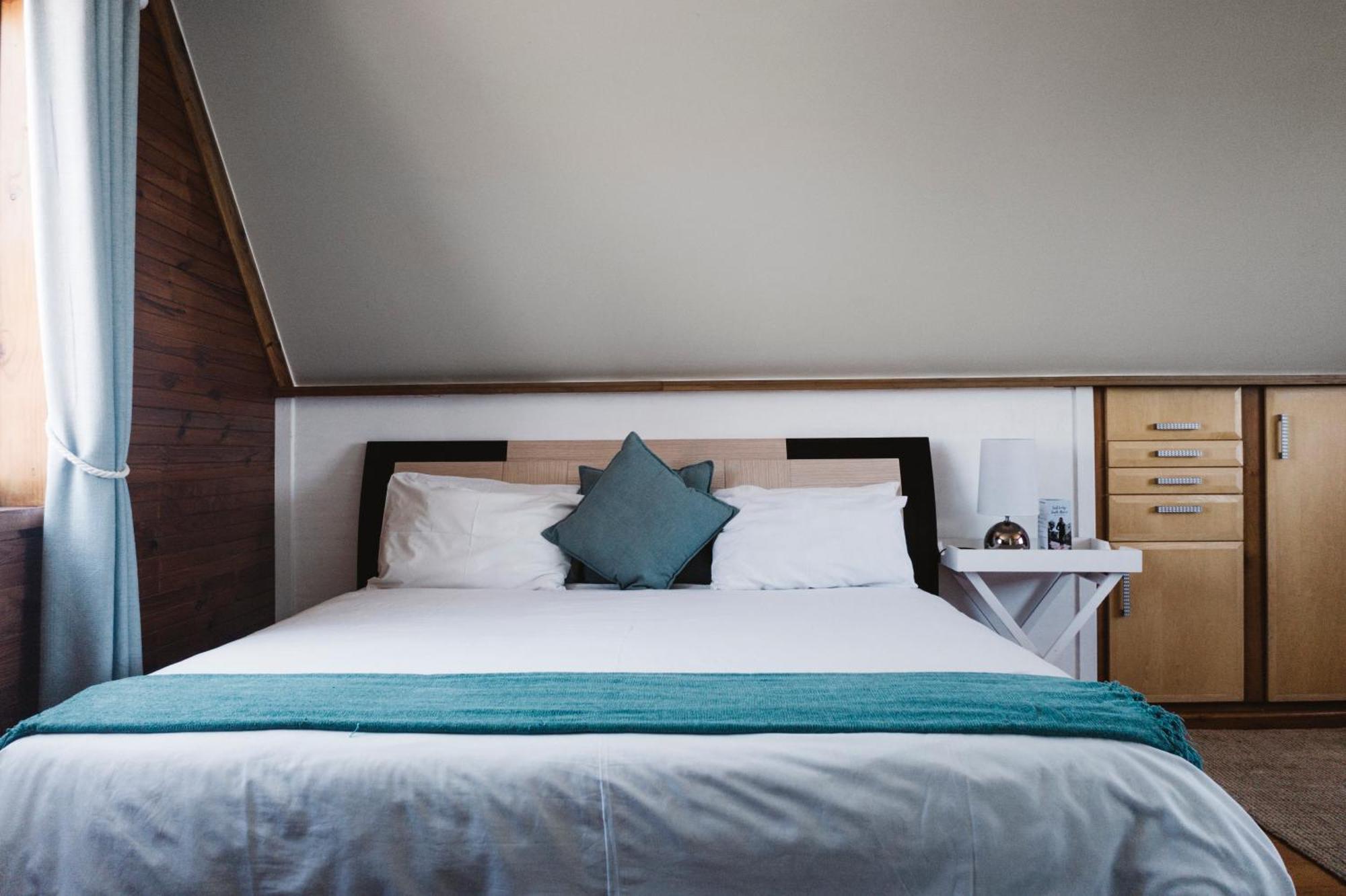 Surf Lodge South Africa Jeffreys Bay Oda fotoğraf