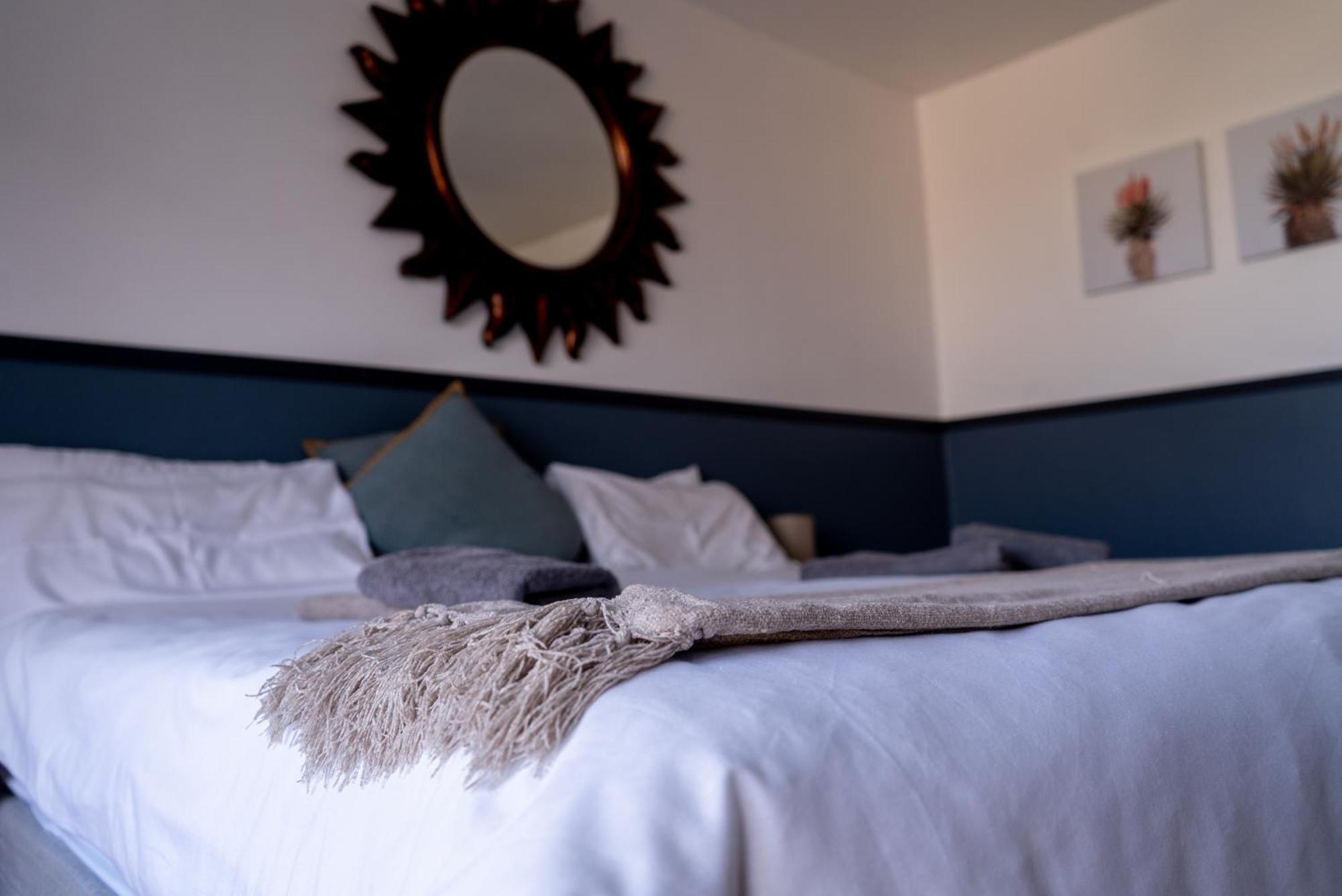 Surf Lodge South Africa Jeffreys Bay Oda fotoğraf